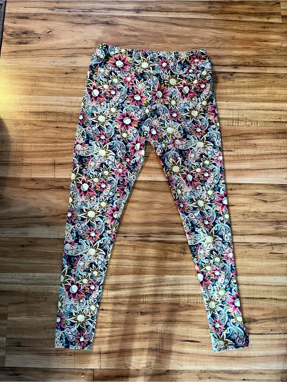 LuLaRoe Floral Paisley Leggings Women’s TC Multicolor Buttery Soft Stretch
